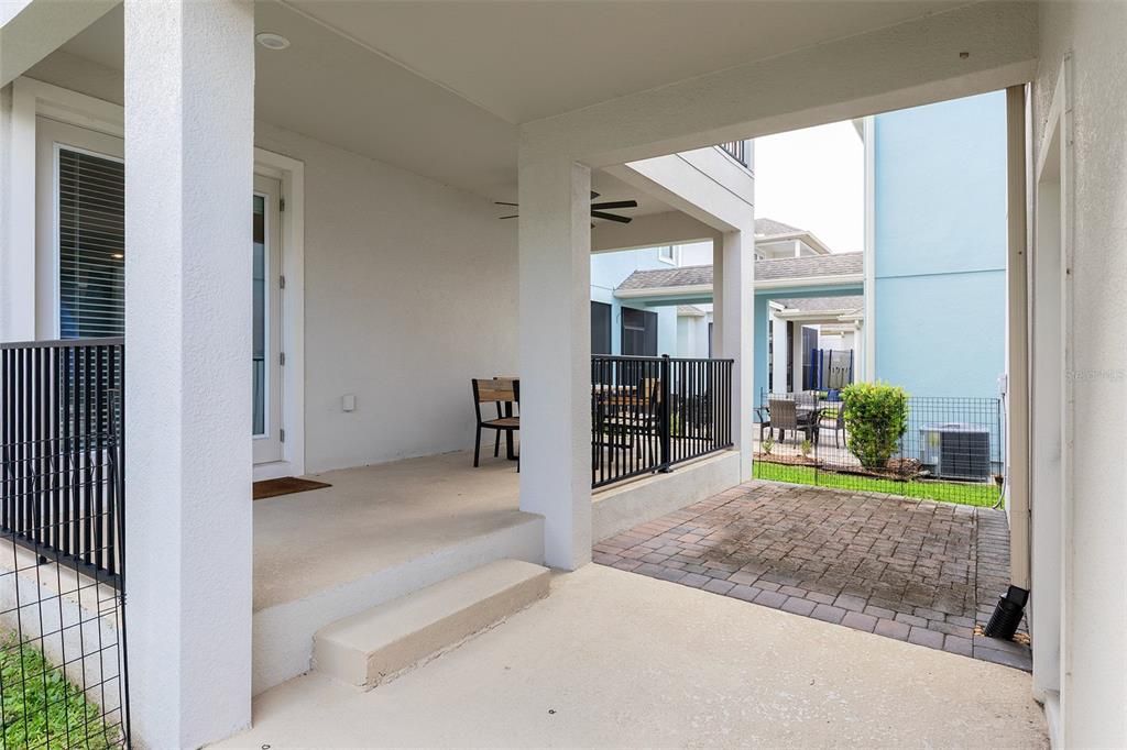 На продажу: $649,900 (4 спален, 3 ванн, 2470 Квадратных фут)