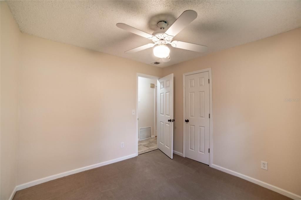 For Sale: $379,500 (3 beds, 2 baths, 1150 Square Feet)