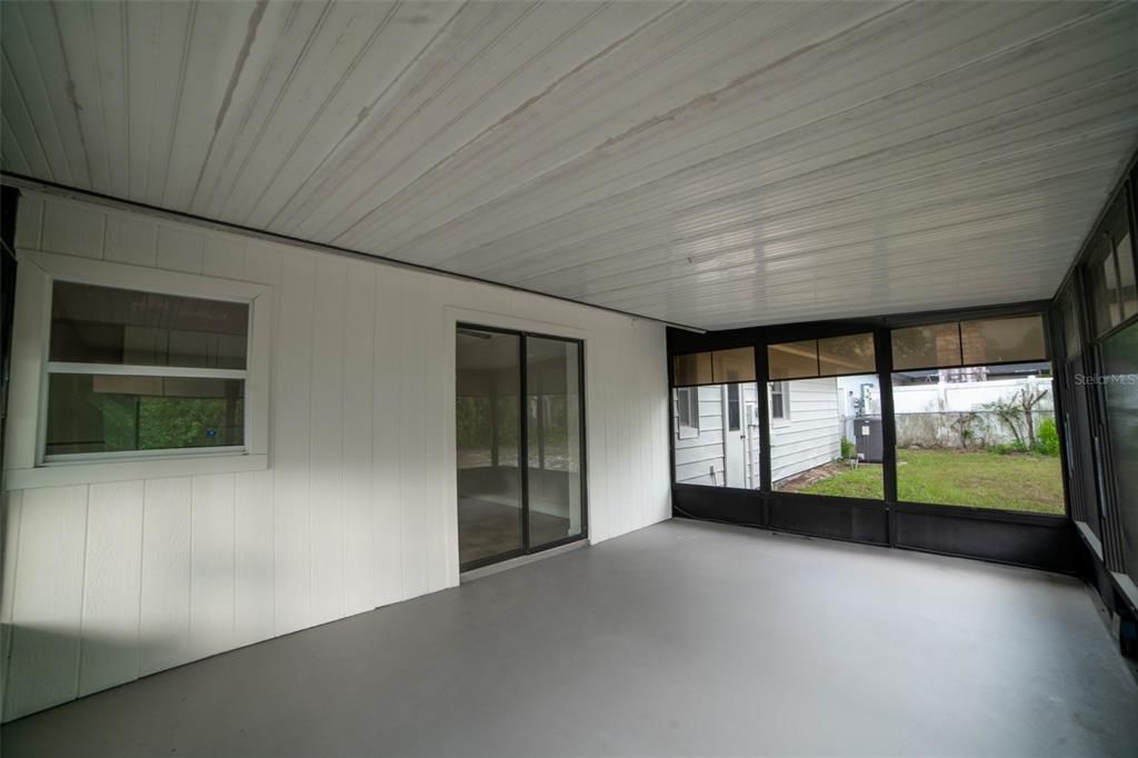 For Sale: $379,500 (3 beds, 2 baths, 1150 Square Feet)