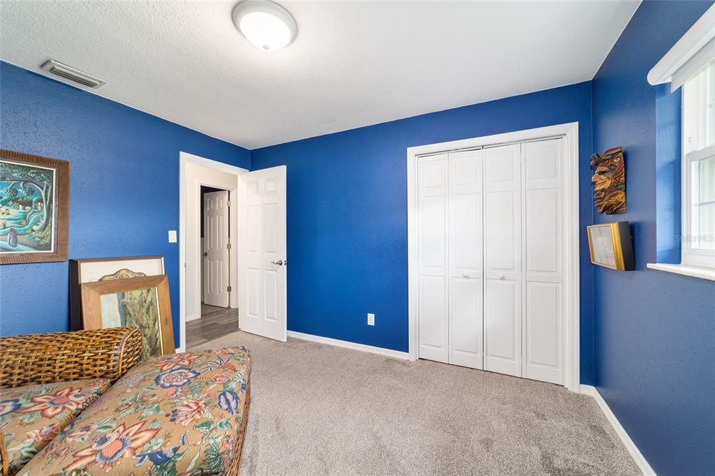 For Sale: $299,000 (3 beds, 2 baths, 1716 Square Feet)