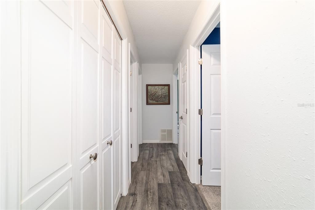 For Sale: $299,000 (3 beds, 2 baths, 1716 Square Feet)