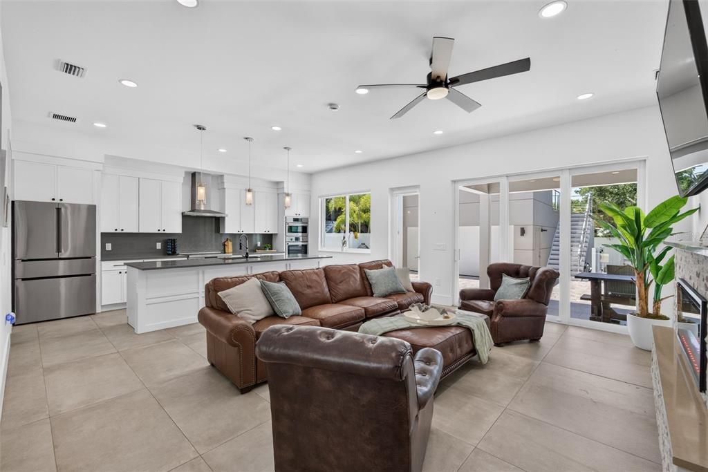 For Sale: $1,700,000 (6 beds, 4 baths, 2743 Square Feet)