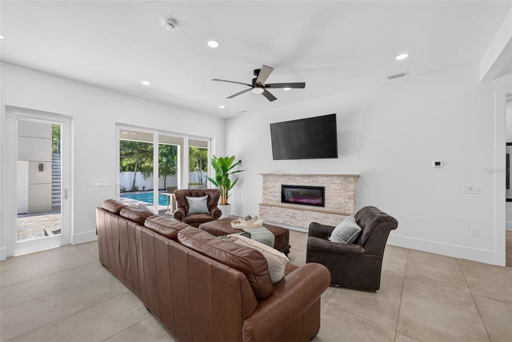 For Sale: $1,700,000 (6 beds, 4 baths, 2743 Square Feet)