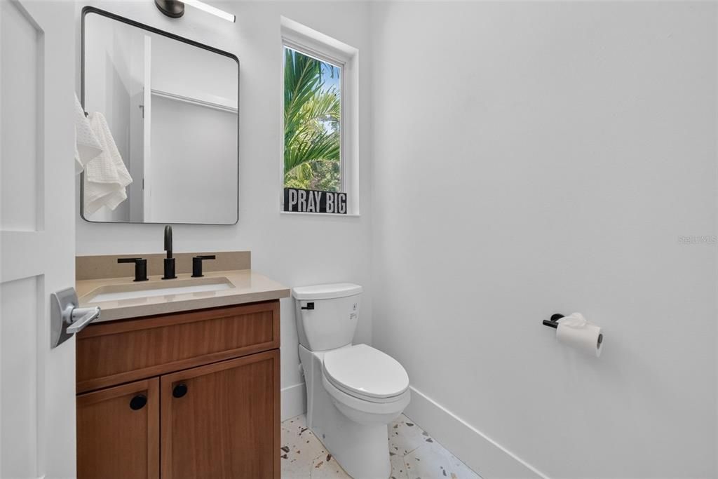 For Sale: $1,700,000 (6 beds, 4 baths, 2743 Square Feet)