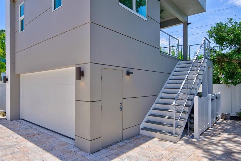 For Sale: $1,700,000 (6 beds, 4 baths, 2743 Square Feet)