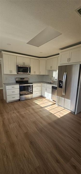 For Rent: $2,875 (3 beds, 2 baths, 1242 Square Feet)