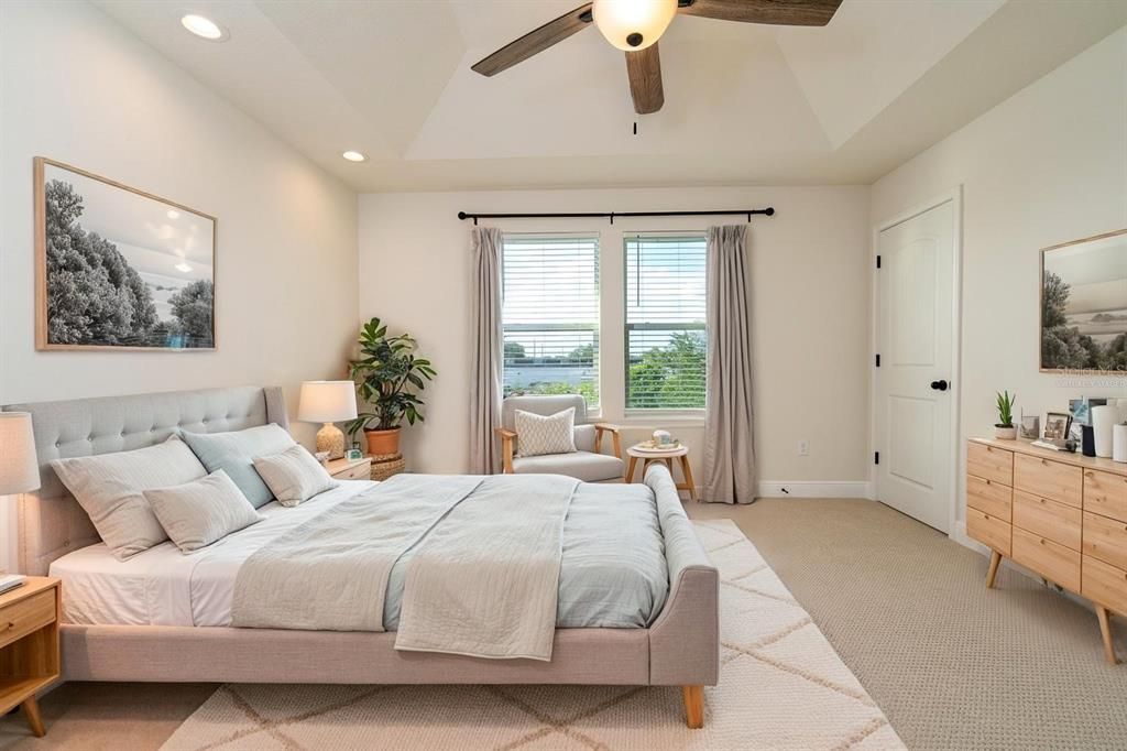For Sale: $311,000 (3 beds, 2 baths, 1716 Square Feet)