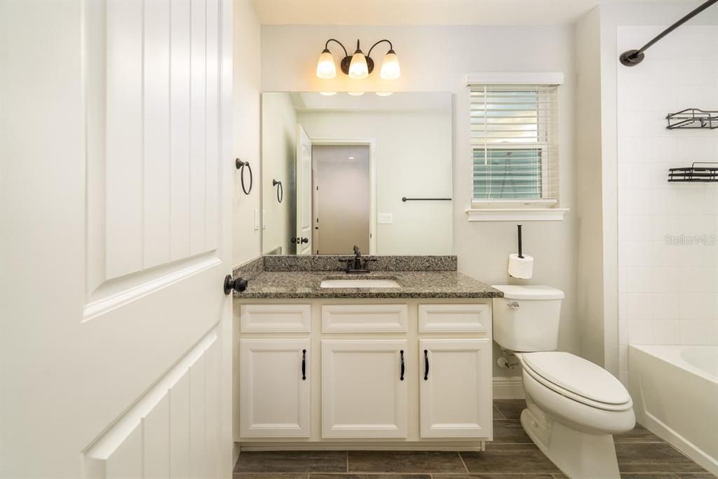 For Sale: $311,000 (3 beds, 2 baths, 1716 Square Feet)