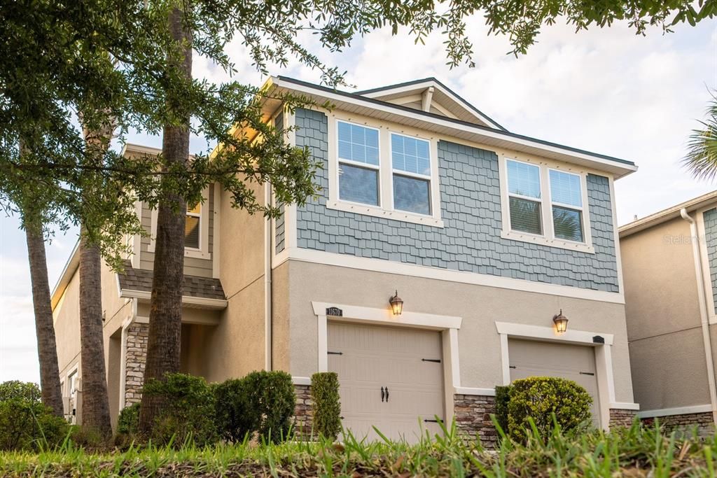 For Sale: $311,000 (3 beds, 2 baths, 1716 Square Feet)
