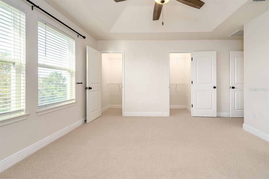 For Sale: $311,000 (3 beds, 2 baths, 1716 Square Feet)