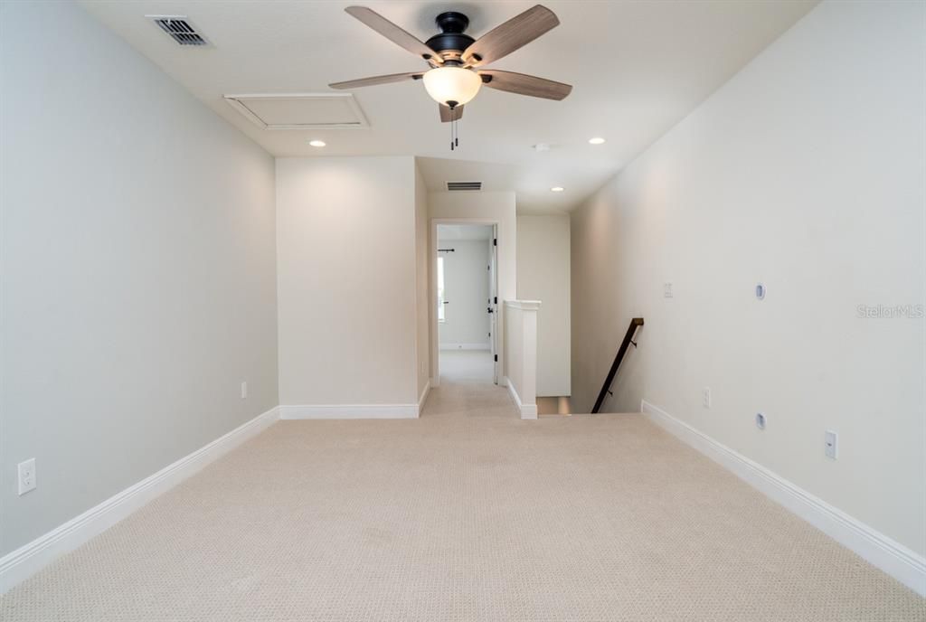 For Sale: $311,000 (3 beds, 2 baths, 1716 Square Feet)