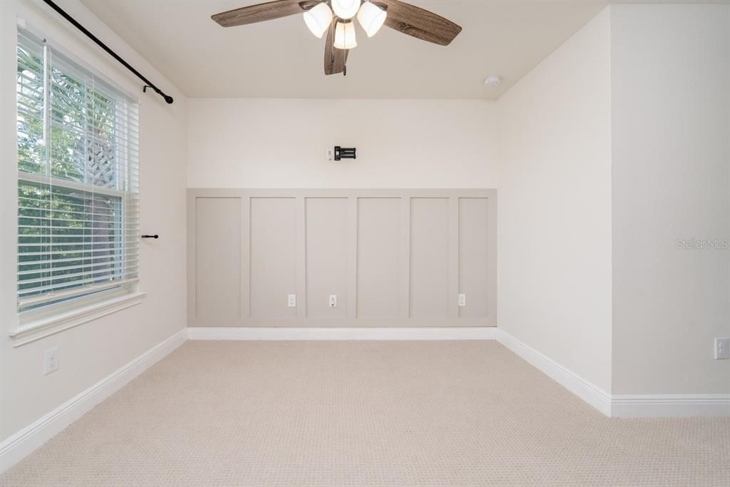 For Sale: $311,000 (3 beds, 2 baths, 1716 Square Feet)