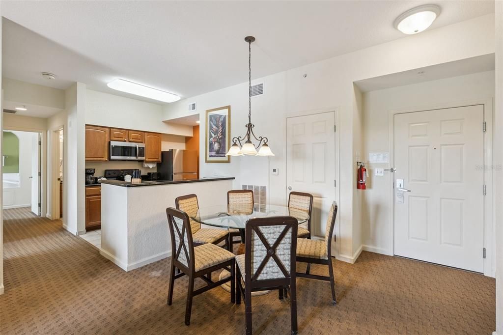 For Sale: $190,000 (3 beds, 3 baths, 1409 Square Feet)