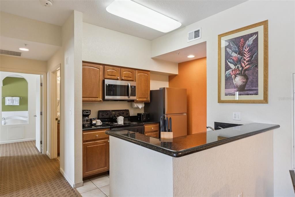 For Sale: $190,000 (3 beds, 3 baths, 1409 Square Feet)