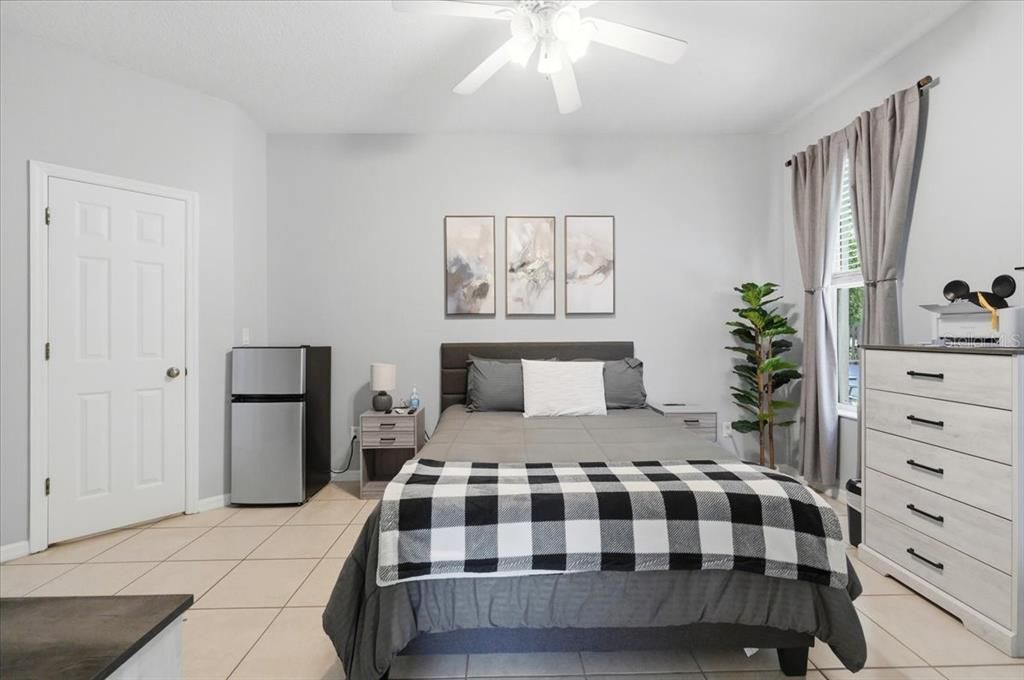 En Venta: $309,900 (3 camas, 2 baños, 1423 Pies cuadrados)