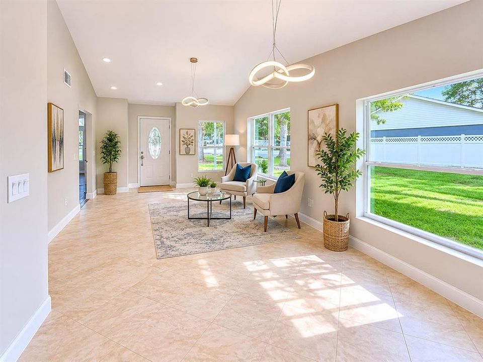 For Sale: $350,000 (2 beds, 2 baths, 985 Square Feet)