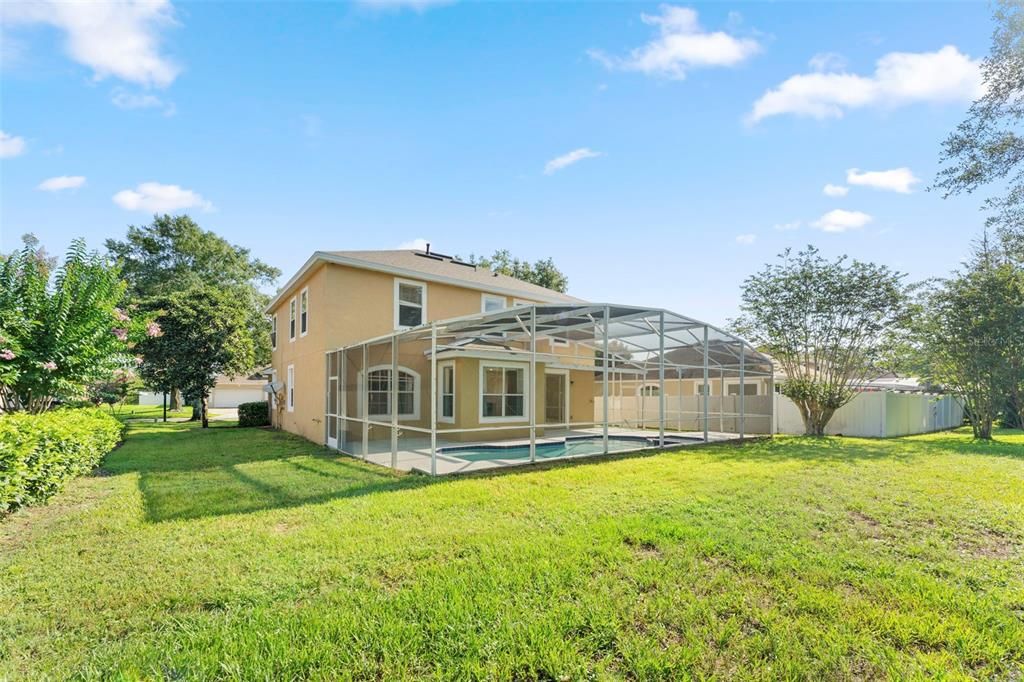 En Venta: $615,000 (4 camas, 2 baños, 2952 Pies cuadrados)