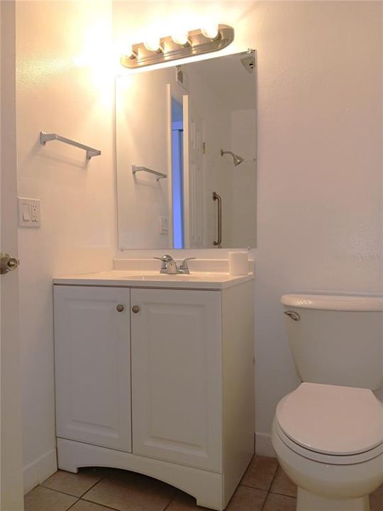 For Rent: $1,300 (1 beds, 1 baths, 550 Square Feet)