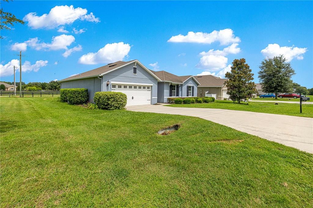 For Sale: $299,000 (3 beds, 2 baths, 1791 Square Feet)