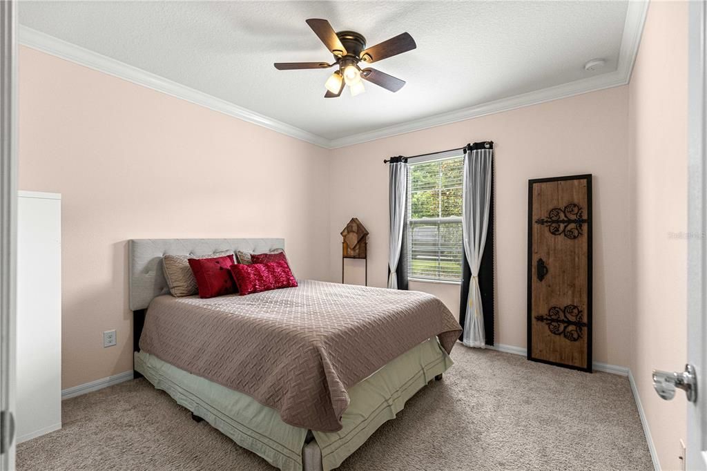 For Sale: $299,000 (3 beds, 2 baths, 1791 Square Feet)