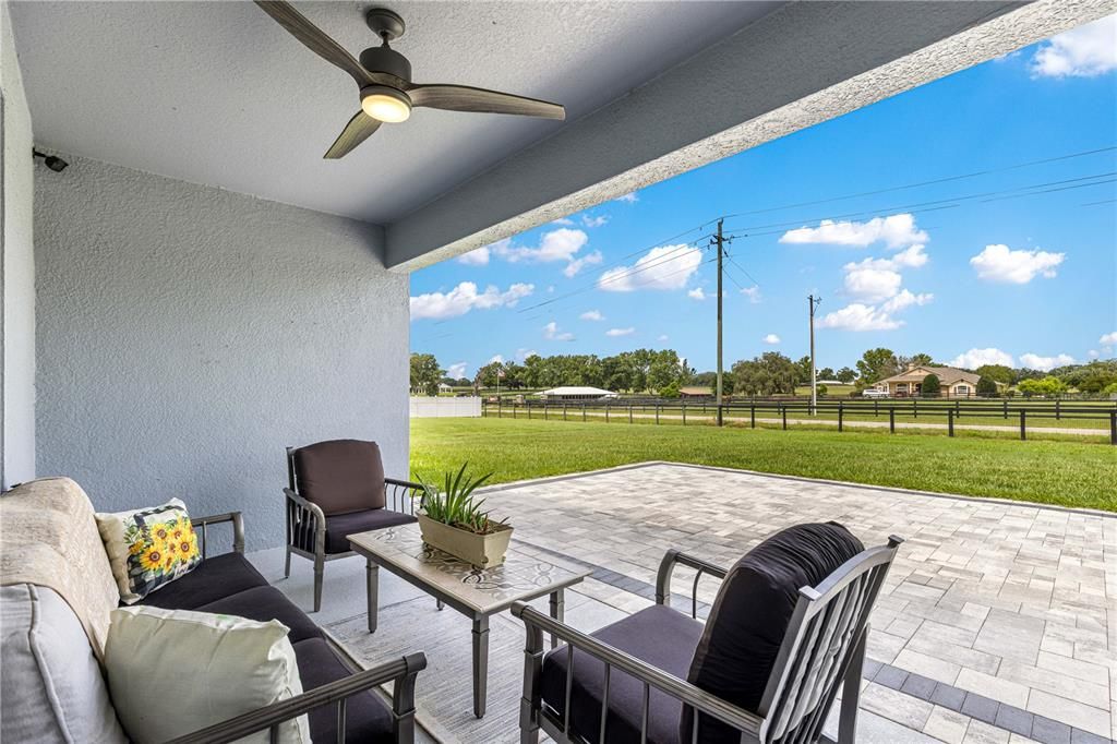 For Sale: $299,000 (3 beds, 2 baths, 1791 Square Feet)