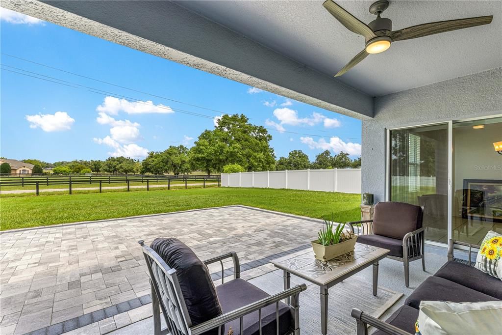 For Sale: $299,000 (3 beds, 2 baths, 1791 Square Feet)