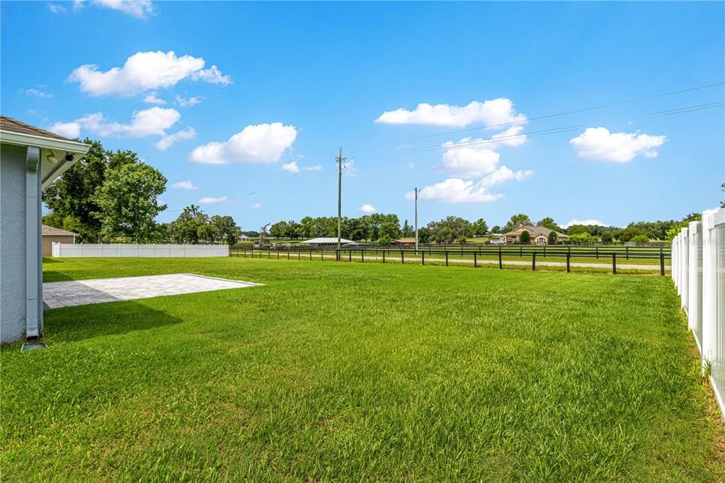 For Sale: $299,000 (3 beds, 2 baths, 1791 Square Feet)