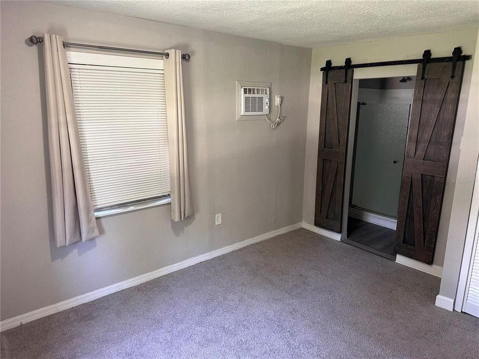 For Sale: $298,888 (4 beds, 3 baths, 1082 Square Feet)
