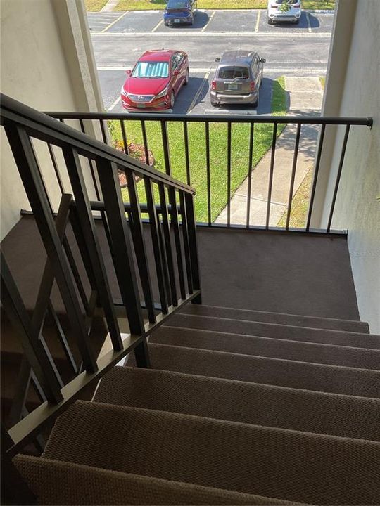For Sale: $199,000 (2 beds, 2 baths, 979 Square Feet)