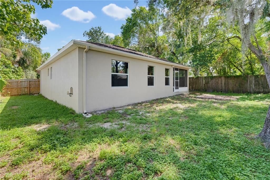 For Sale: $415,000 (3 beds, 2 baths, 1342 Square Feet)