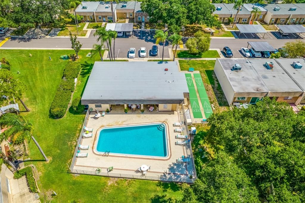 На продажу: $179,900 (2 спален, 2 ванн, 945 Квадратных фут)