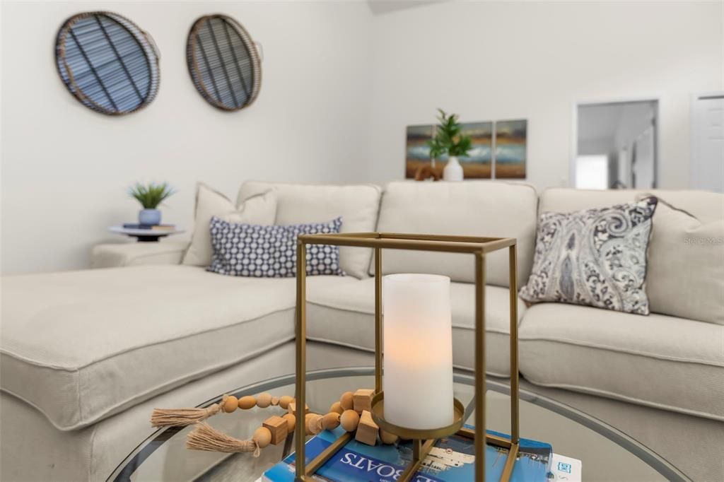 For Sale: $350,000 (3 beds, 2 baths, 1670 Square Feet)