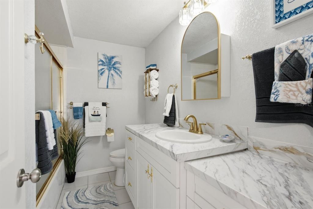 For Sale: $550,000 (4 beds, 3 baths, 2825 Square Feet)