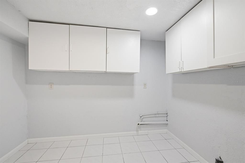 For Sale: $550,000 (4 beds, 3 baths, 2825 Square Feet)