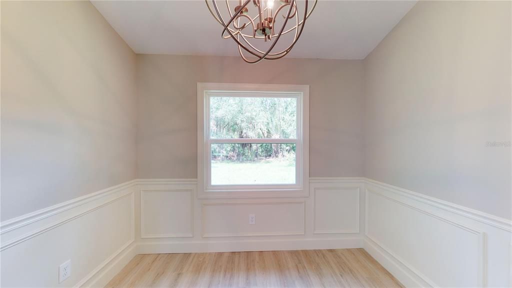 For Sale: $329,000 (3 beds, 2 baths, 1693 Square Feet)