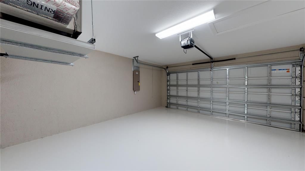 For Sale: $329,000 (3 beds, 2 baths, 1693 Square Feet)