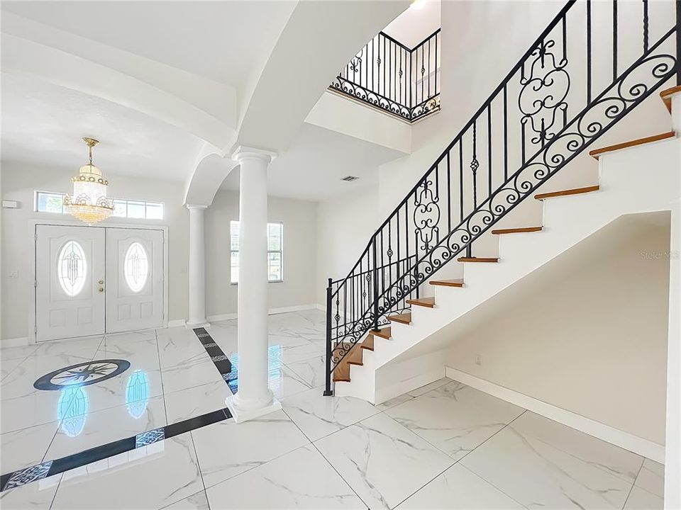 For Sale: $1,210,000 (6 beds, 4 baths, 5440 Square Feet)