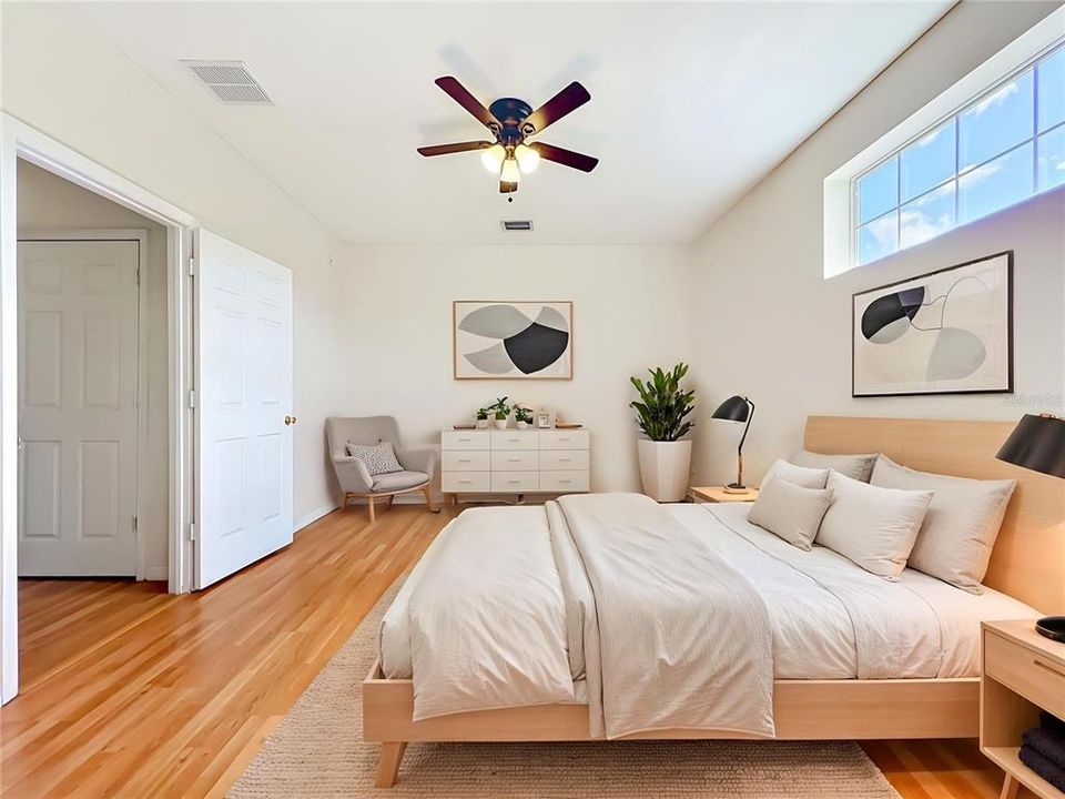 For Sale: $1,210,000 (6 beds, 4 baths, 5440 Square Feet)