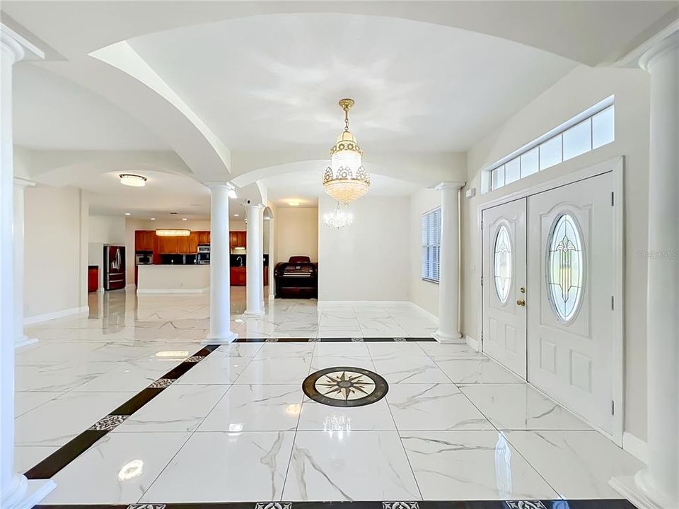 For Sale: $1,210,000 (6 beds, 4 baths, 5440 Square Feet)