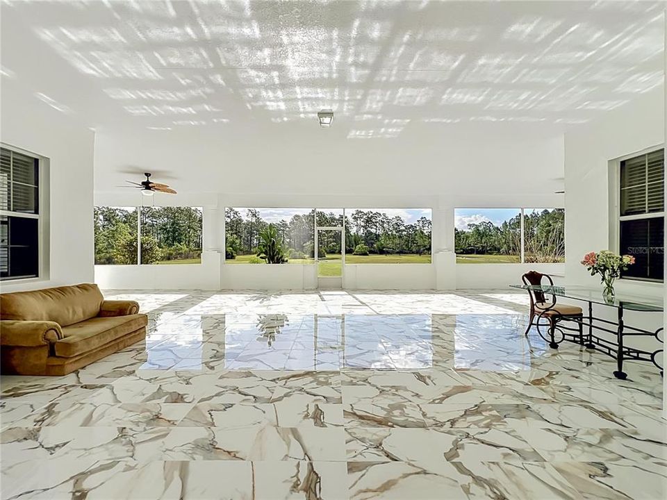 For Sale: $1,210,000 (6 beds, 4 baths, 5440 Square Feet)