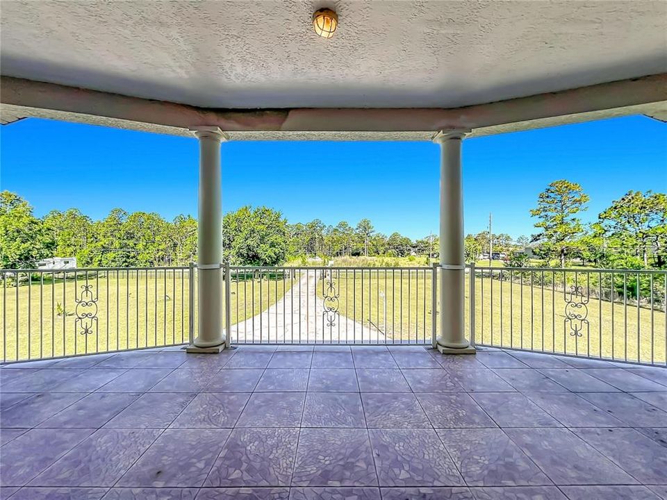For Sale: $1,210,000 (6 beds, 4 baths, 5440 Square Feet)
