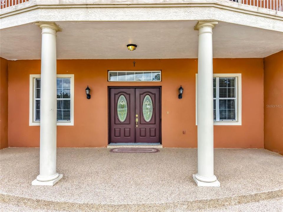 For Sale: $1,210,000 (6 beds, 4 baths, 5440 Square Feet)