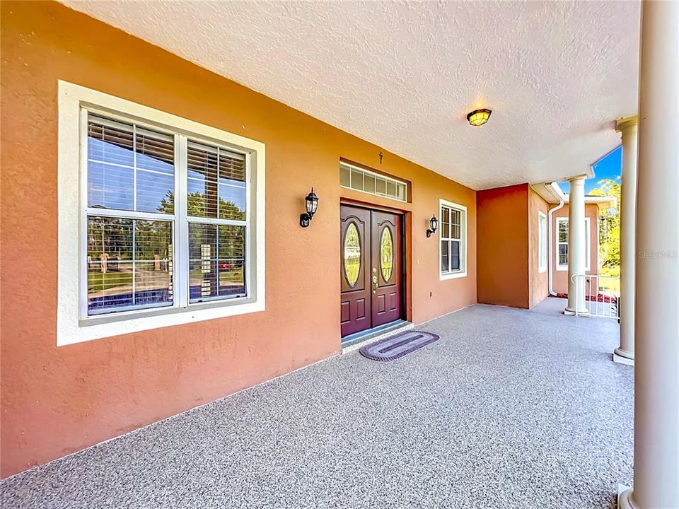 For Sale: $1,210,000 (6 beds, 4 baths, 5440 Square Feet)