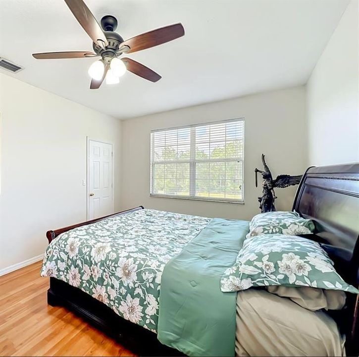 For Sale: $1,210,000 (6 beds, 4 baths, 5440 Square Feet)