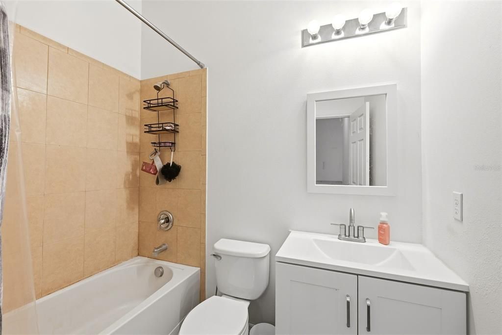 For Sale: $280,000 (3 beds, 2 baths, 1550 Square Feet)
