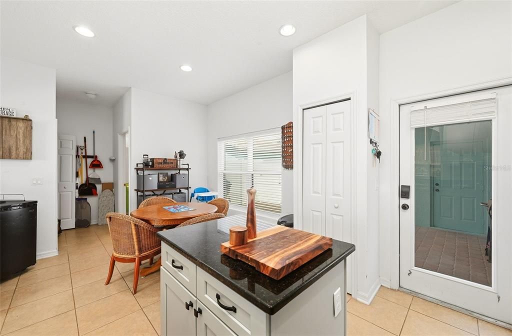 For Sale: $280,000 (3 beds, 2 baths, 1550 Square Feet)