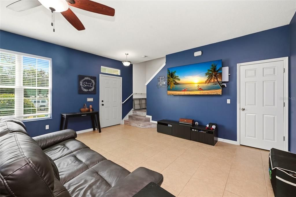 For Sale: $280,000 (3 beds, 2 baths, 1550 Square Feet)