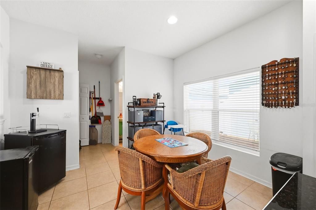 For Sale: $280,000 (3 beds, 2 baths, 1550 Square Feet)