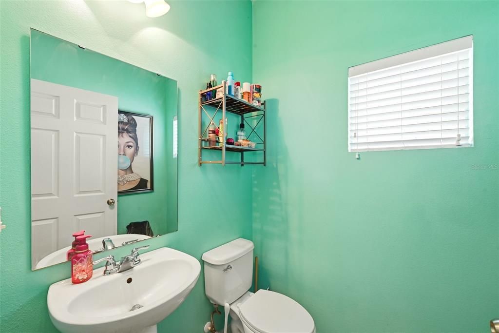 For Sale: $280,000 (3 beds, 2 baths, 1550 Square Feet)