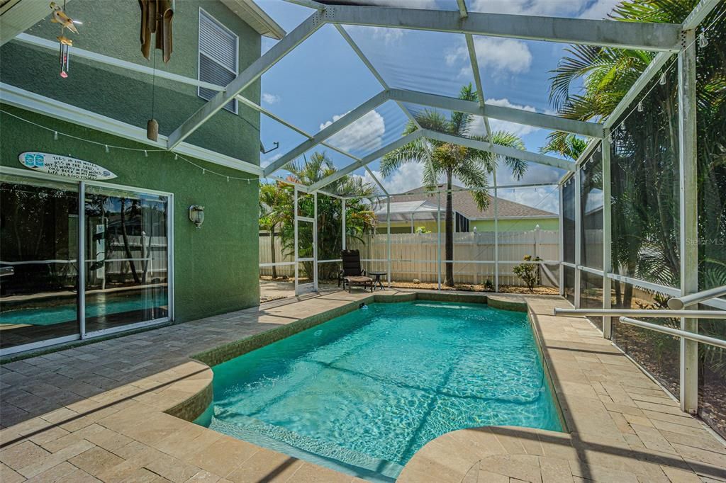 En Venta: $499,000 (4 camas, 3 baños, 2429 Pies cuadrados)